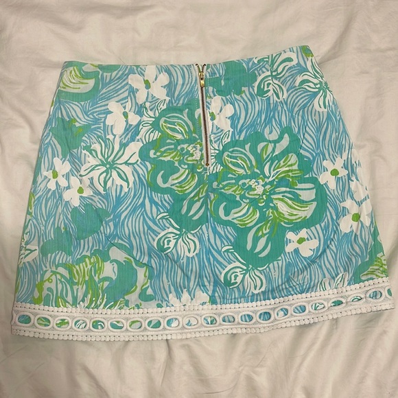 Lily Pulitzer Blue and Green Skort Size 2 - Picture 4 of 7
